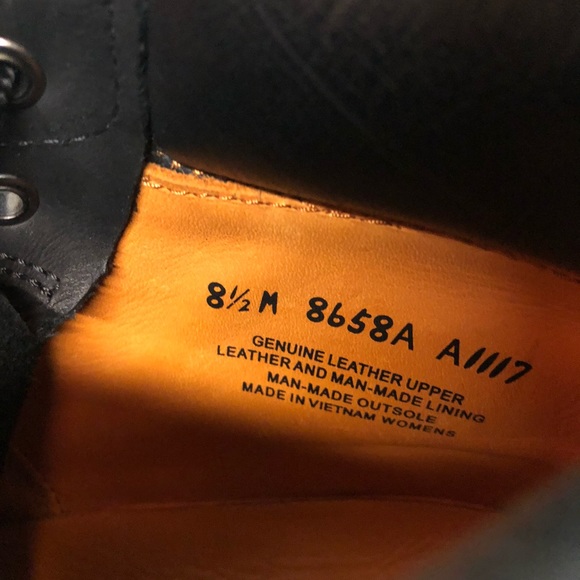 PERFECT condition Timberland boots - Picture 3 of 4